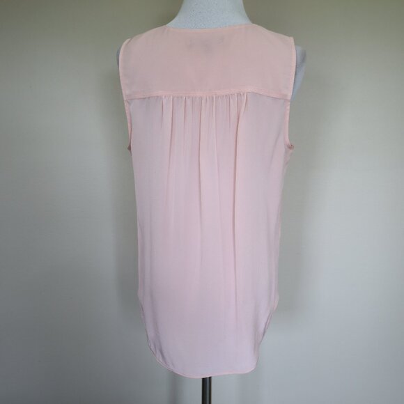 BANANA REPUBLIC Size 4 Blue Pink Skirt Blouse Set Career Eyelet Silk - Picture 11 of 12